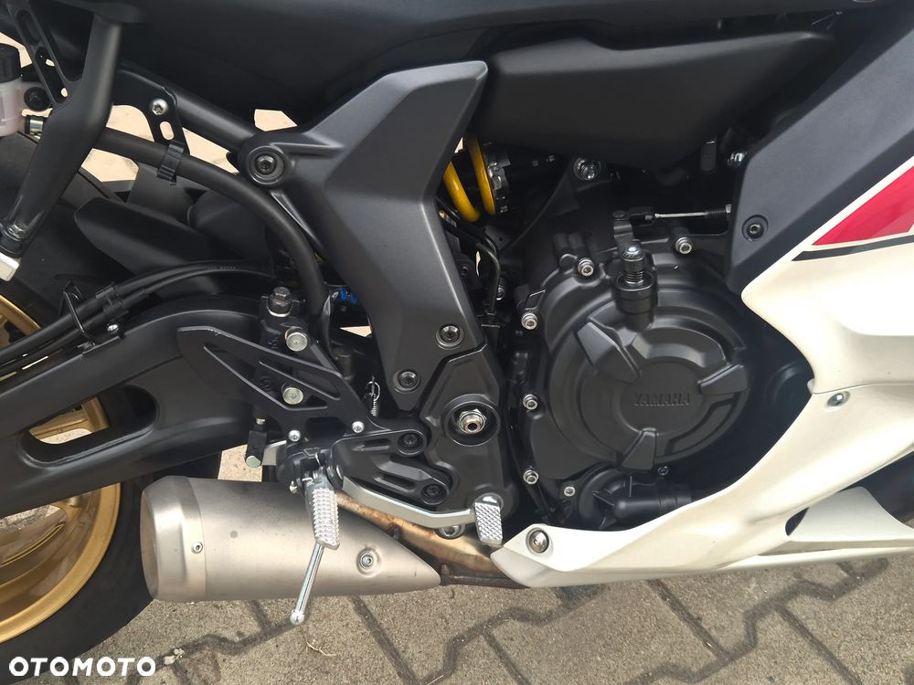 Yamaha R7 - 13