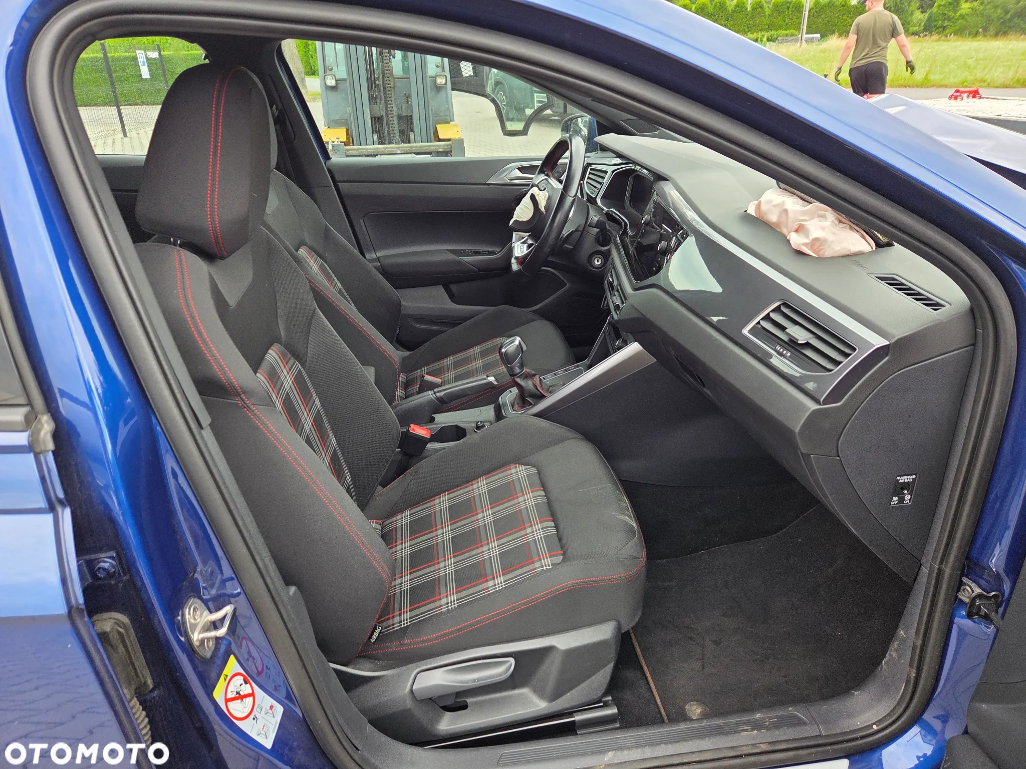 Volkswagen Polo - 12