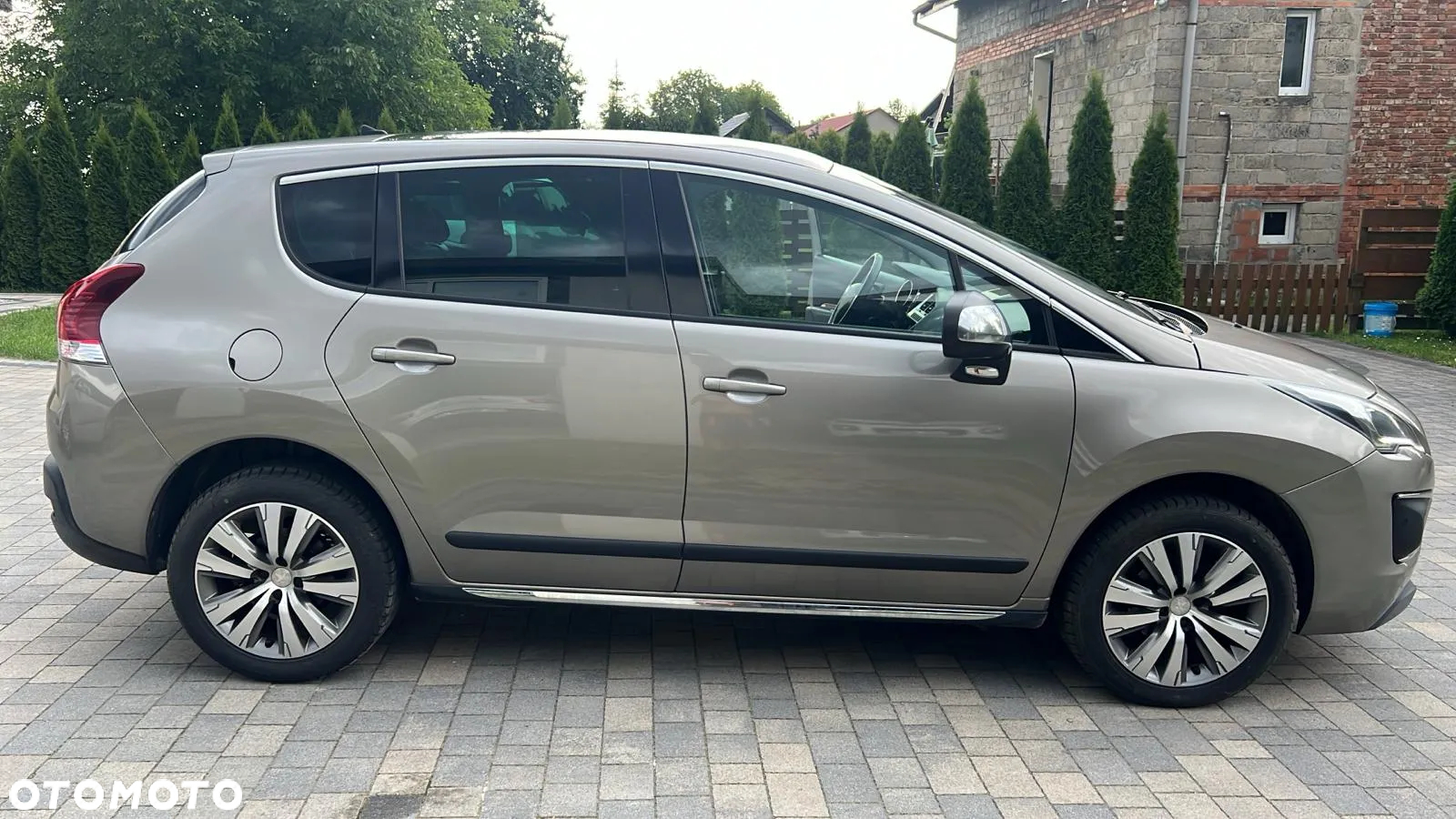Peugeot 3008 1.2 PureTech Allure Pack S&S - 2