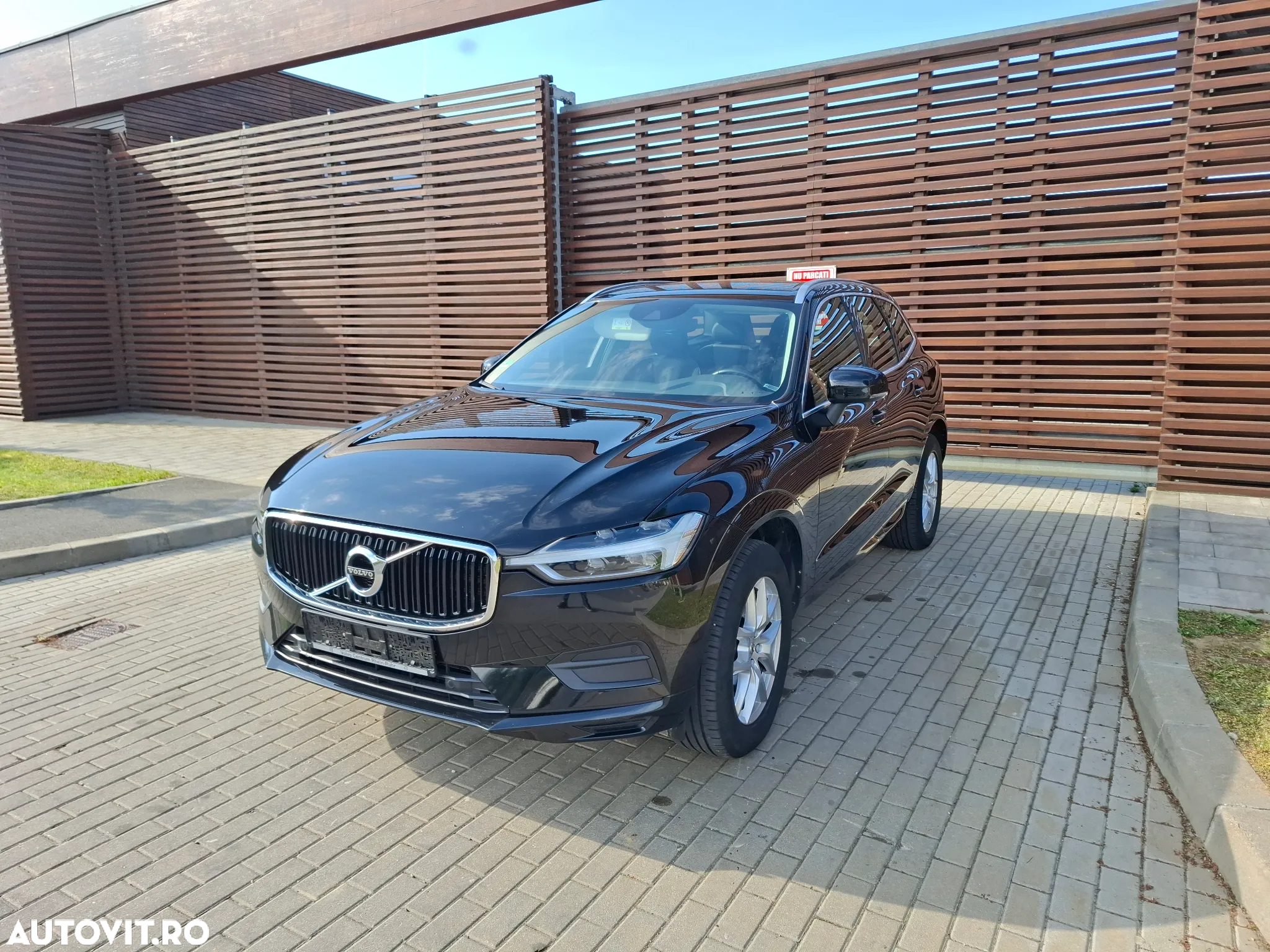 Volvo XC 60 B4 D AWD Geartronic Momentum Pro - 5