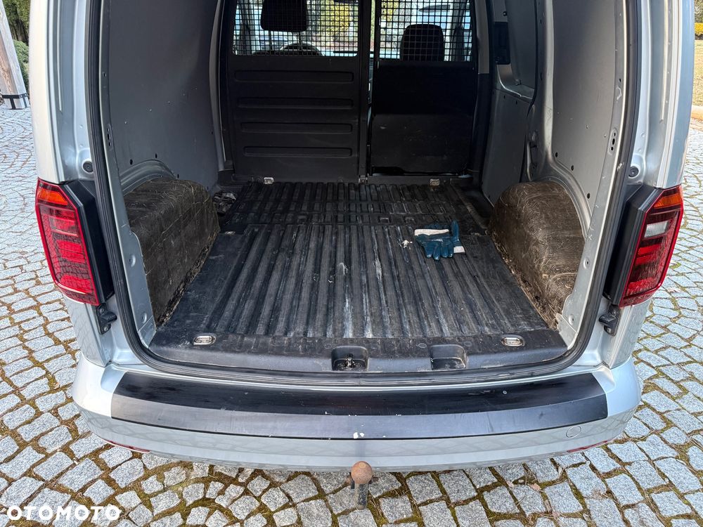 Volkswagen Caddy - 11