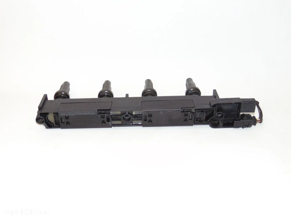 Cewka zapłonowa Citroen C4 C5 C8 I Xsara Picasso Peugeot 206 307 407 807 benzyna 1.8 2.0 - 3