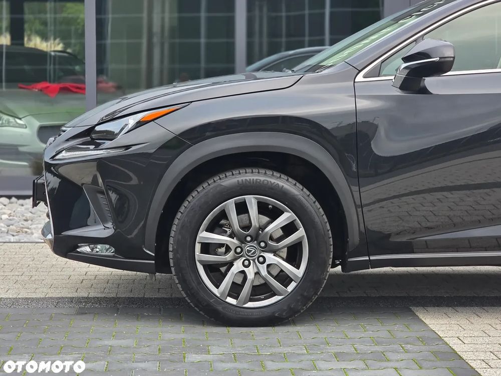 Lexus NX 300h Elegance AWD - 11