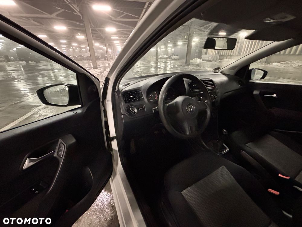 Volkswagen Polo - 15
