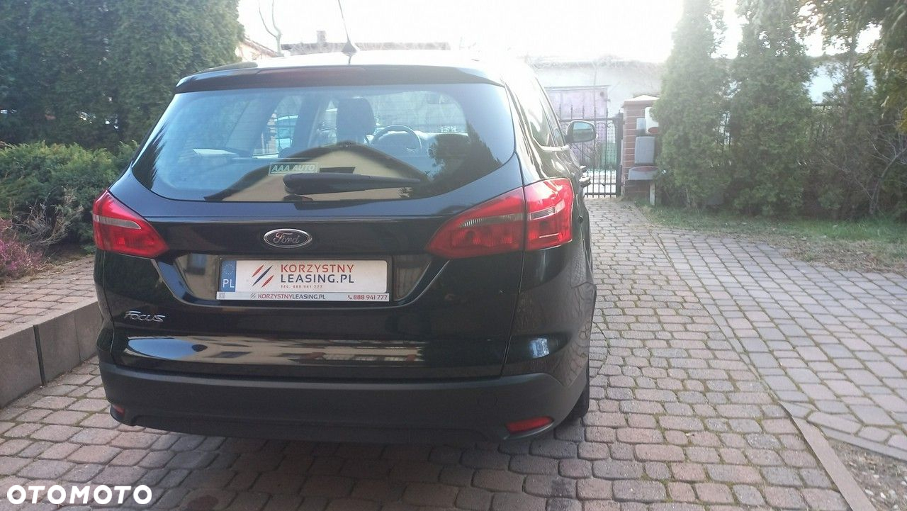 Ford Focus - 23