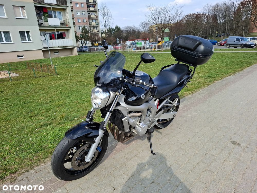 Yamaha FZ6 - 9