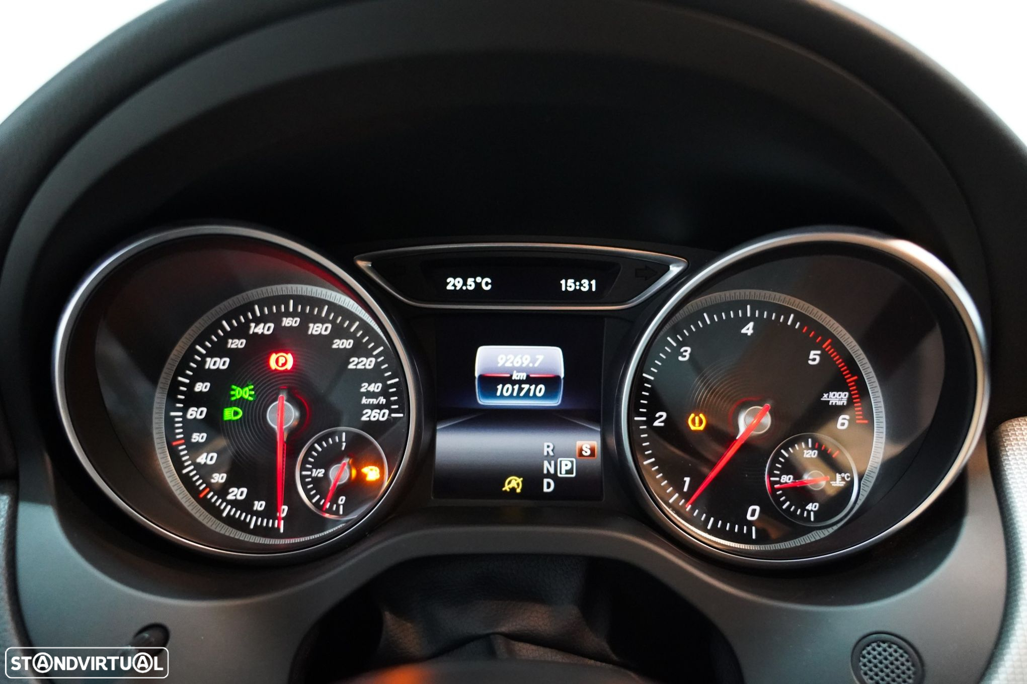 Mercedes-Benz CLA 180 d Urban Aut. - 9