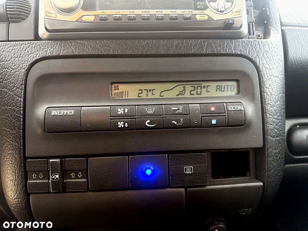 Volkswagen Golf - 9