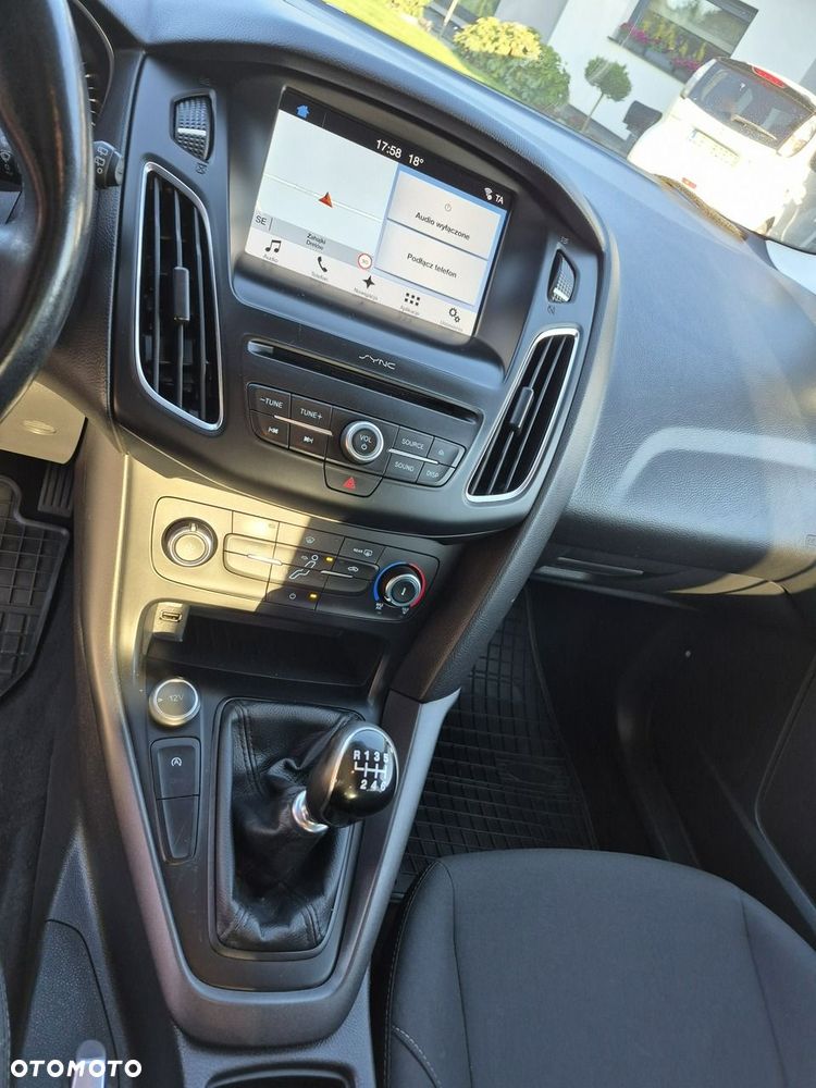 Ford Focus - 14