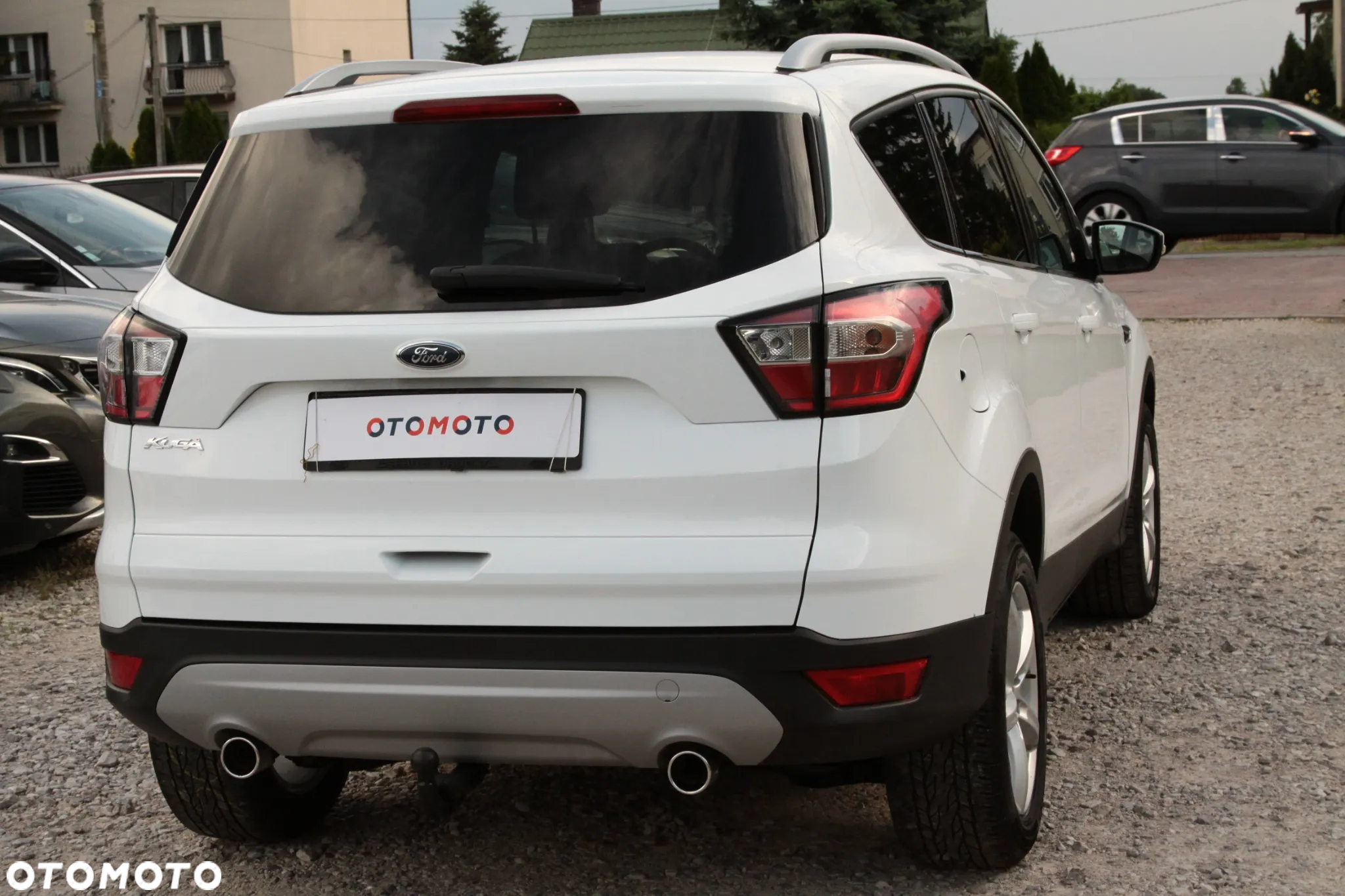 Ford Kuga 2.0 TDCi 2x4 Business Edition - 12
