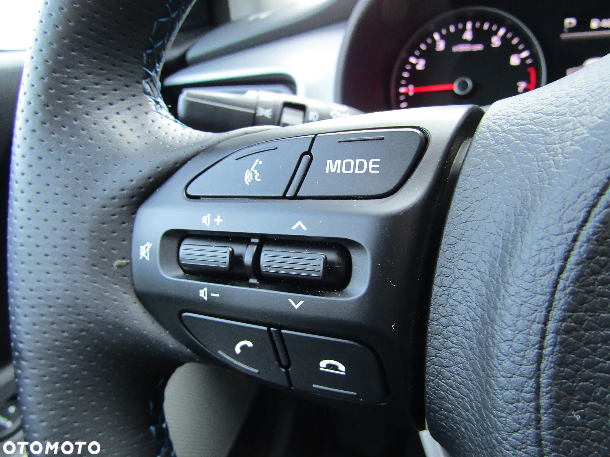 Kia Stonic 1.0 T-GDI L - 18