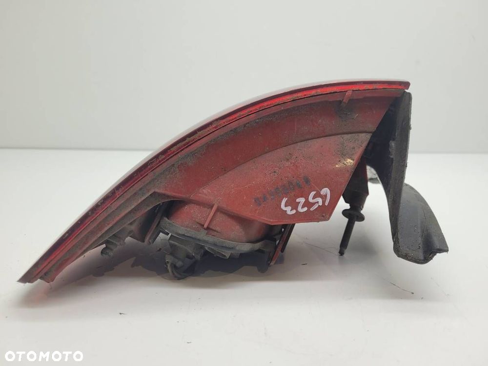 LAMPA TYŁ TYLNA PRAWA W BŁOTNIK AUDI A6 C6 KOMBI LIFT EU - 5