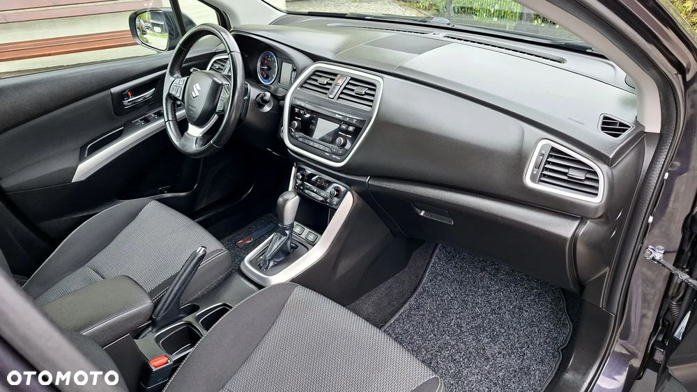 Suzuki SX4 S-Cross 1.6 VVT CVT 4x2 limited - 34