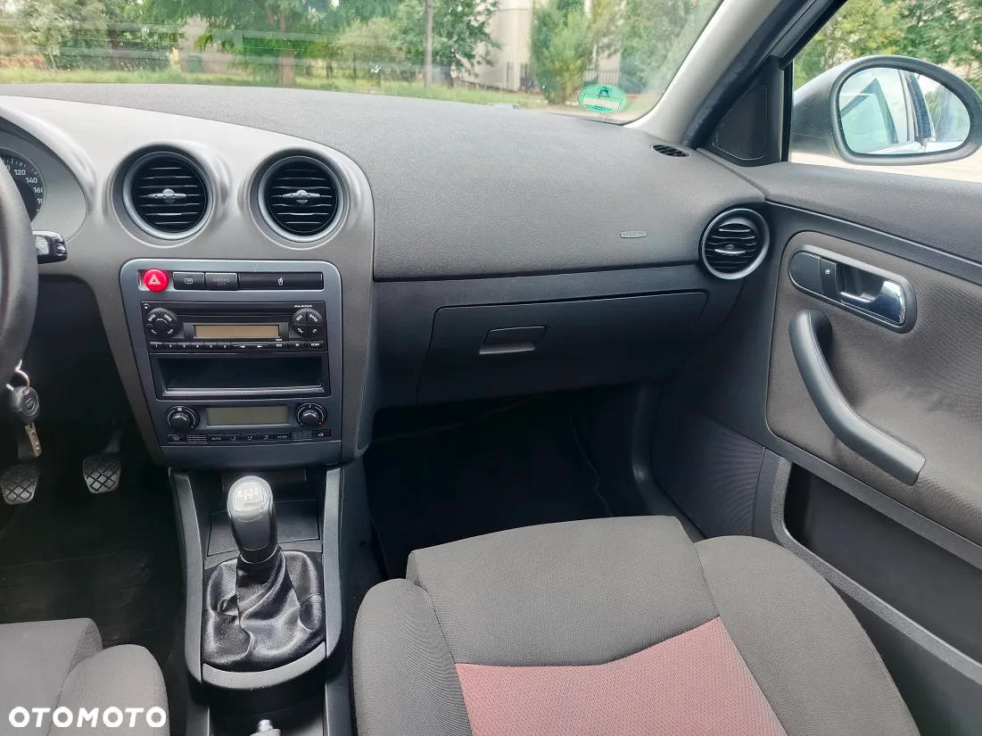 Seat Ibiza 1.4 16V Sport - 15