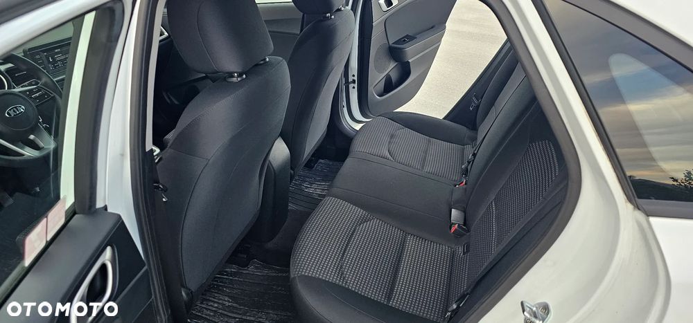 Kia Ceed 1.4 M - 12