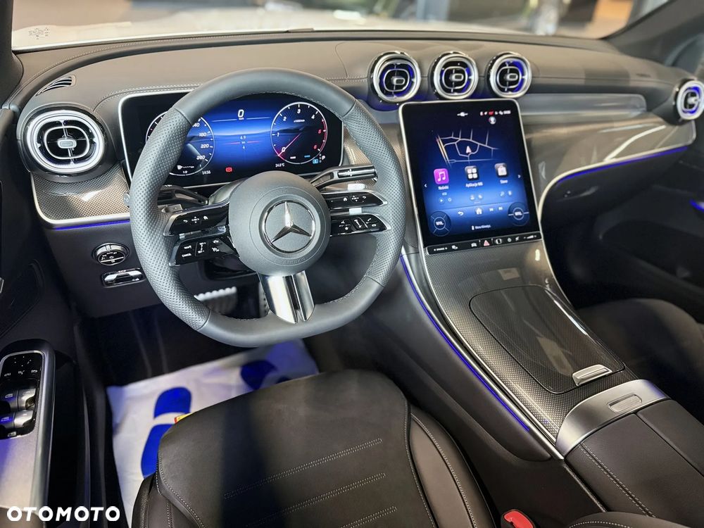 Mercedes-Benz GLC - 11
