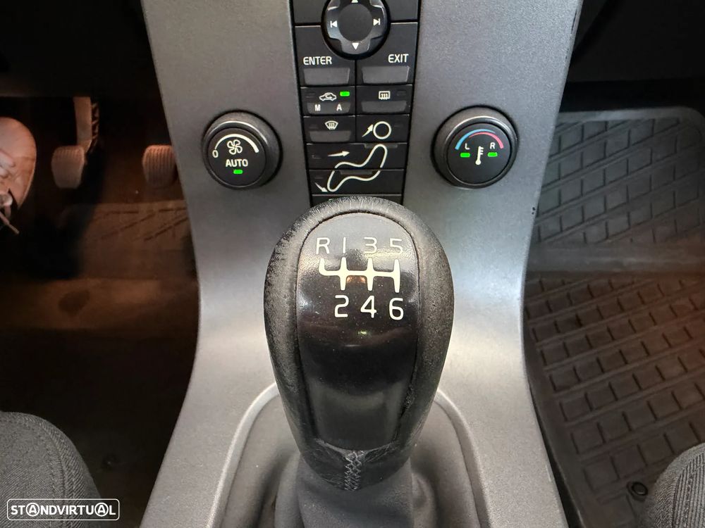 Volvo S40 2.0 D Nível 1 - 27