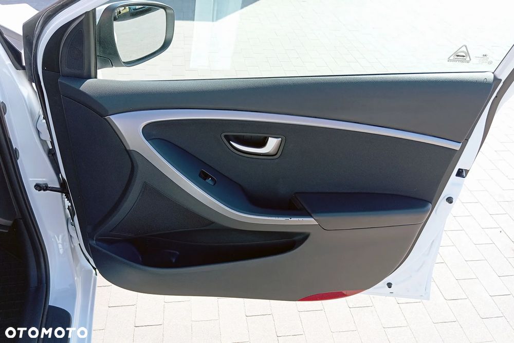 Hyundai i30 - 34