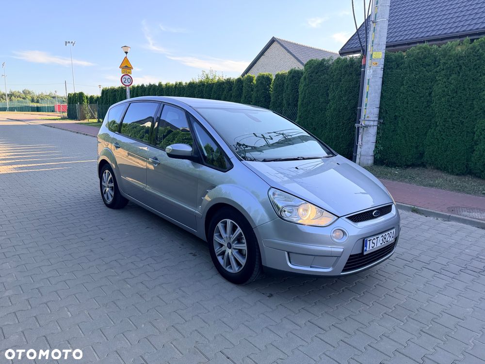 Ford S-Max 2.0 TDCi DPF Ambiente - 36