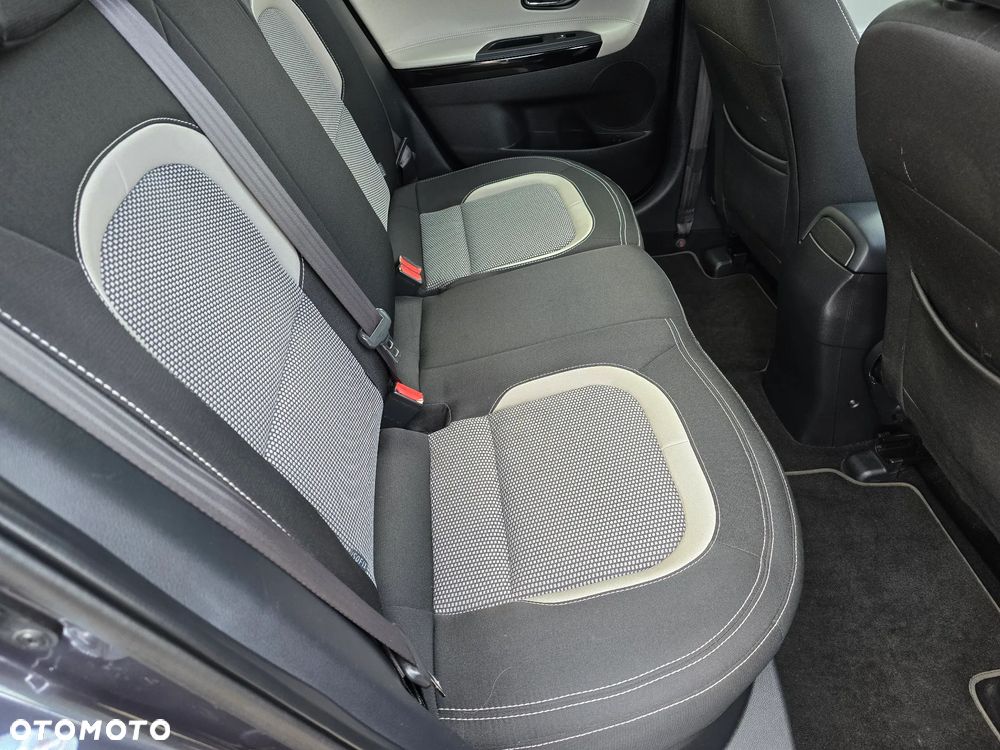 Kia Ceed 1.6 GDI Spirit - 20