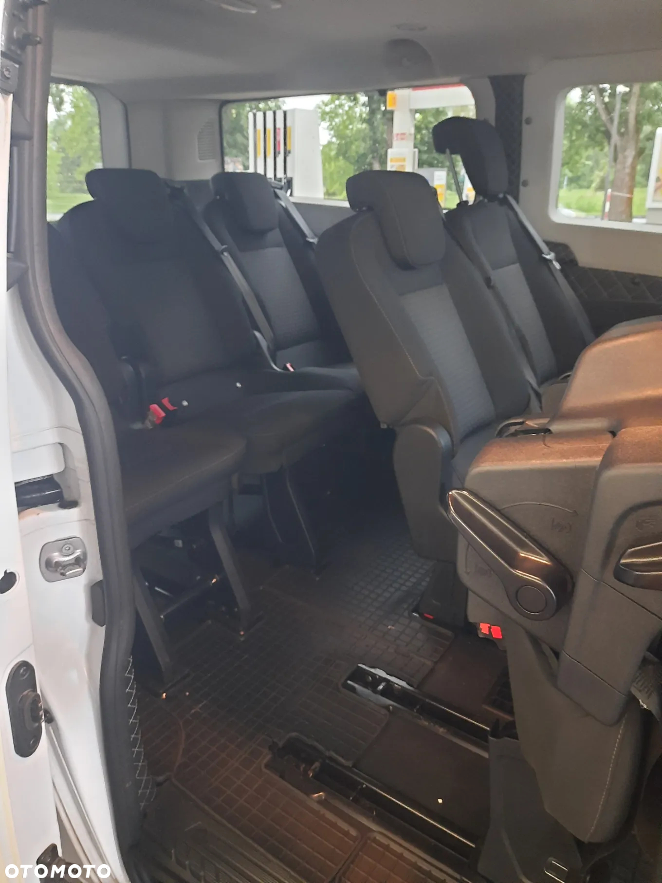 Ford Transit Custom - 13