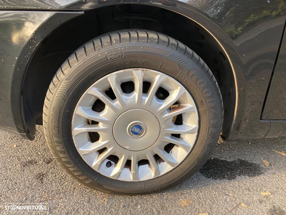 Fiat Punto - 4