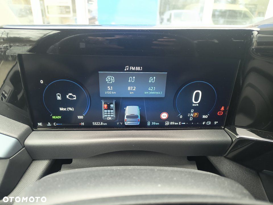 Ford Tourneo Custom - 6