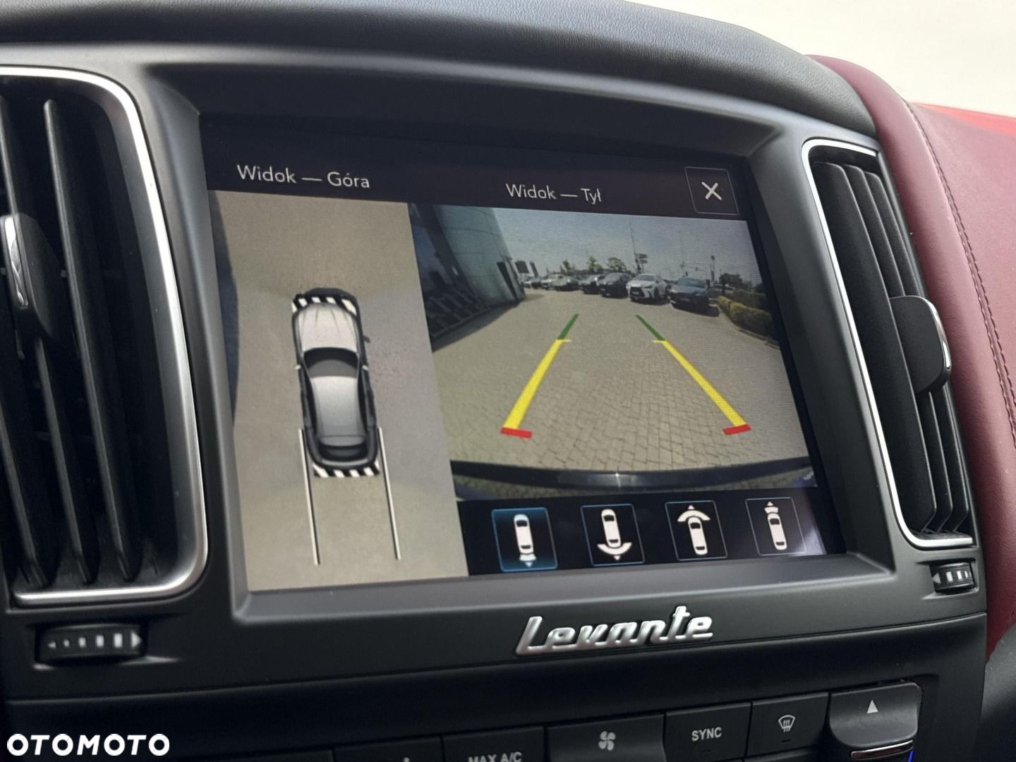 Maserati Levante Essence - 18