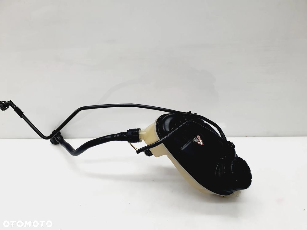 Zbiornik Wyrównawczy wody MERCEDES A W176 B W246 C117 A2465000049 ORYGINAŁ