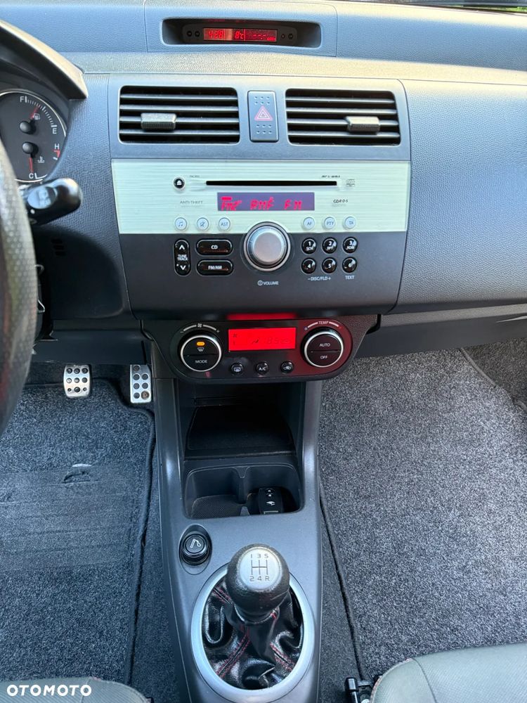 Suzuki Swift 1.6 Sport - 9
