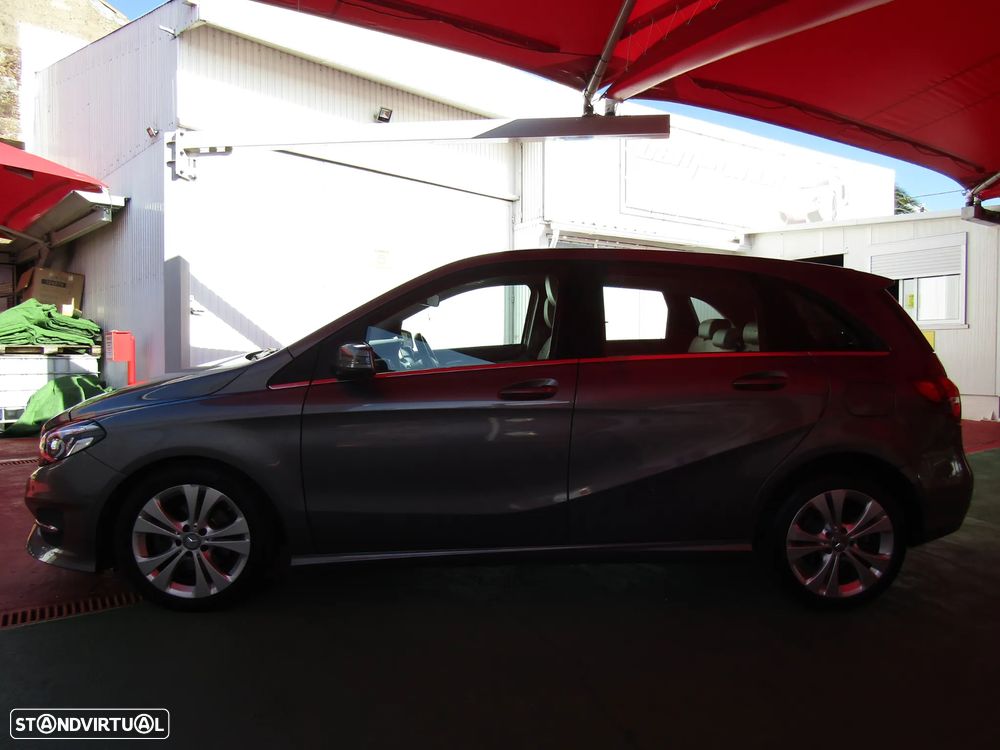 Mercedes-Benz B 200 2015 photo 4