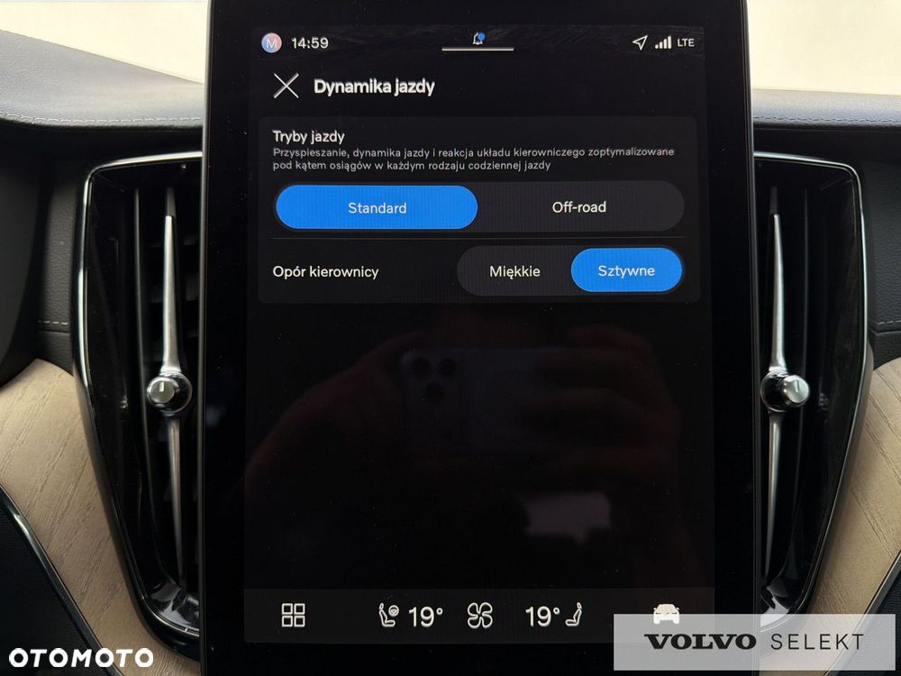Volvo XC 60 - 25