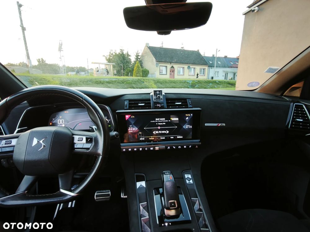 DS Automobiles DS 7 Crossback 1.6 PureTech Performance Line + - 7