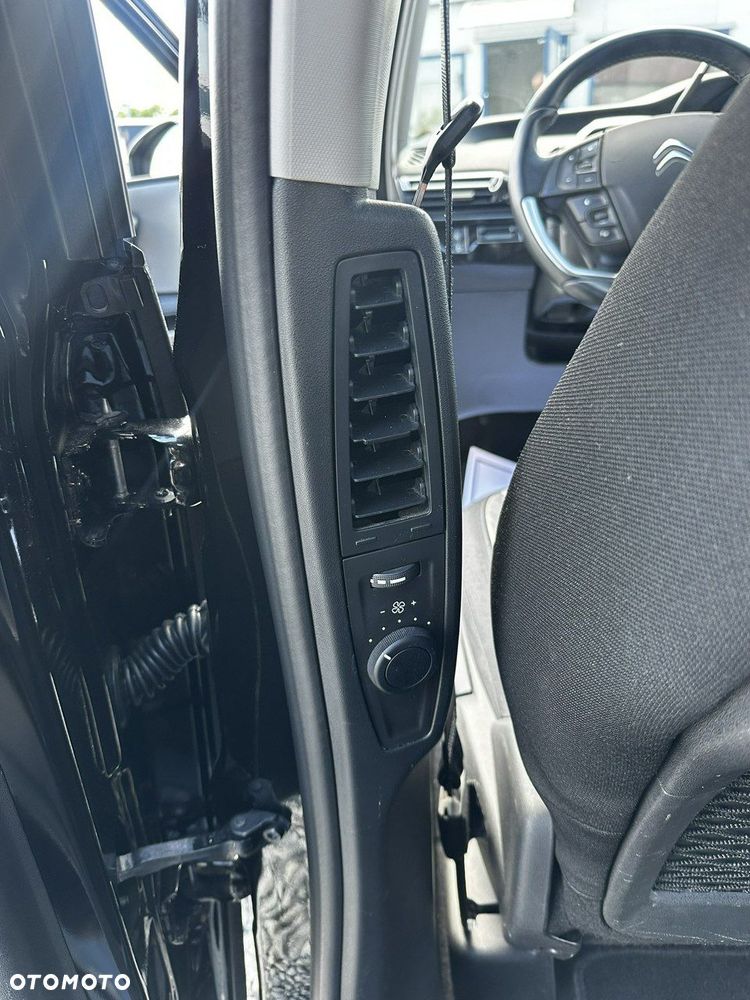 Citroën C4 Grand Picasso - 17