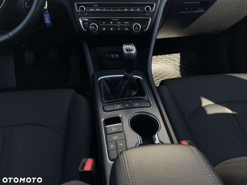 Kia Optima Sportswagon 1.7 CRDI Edition 7 - 18