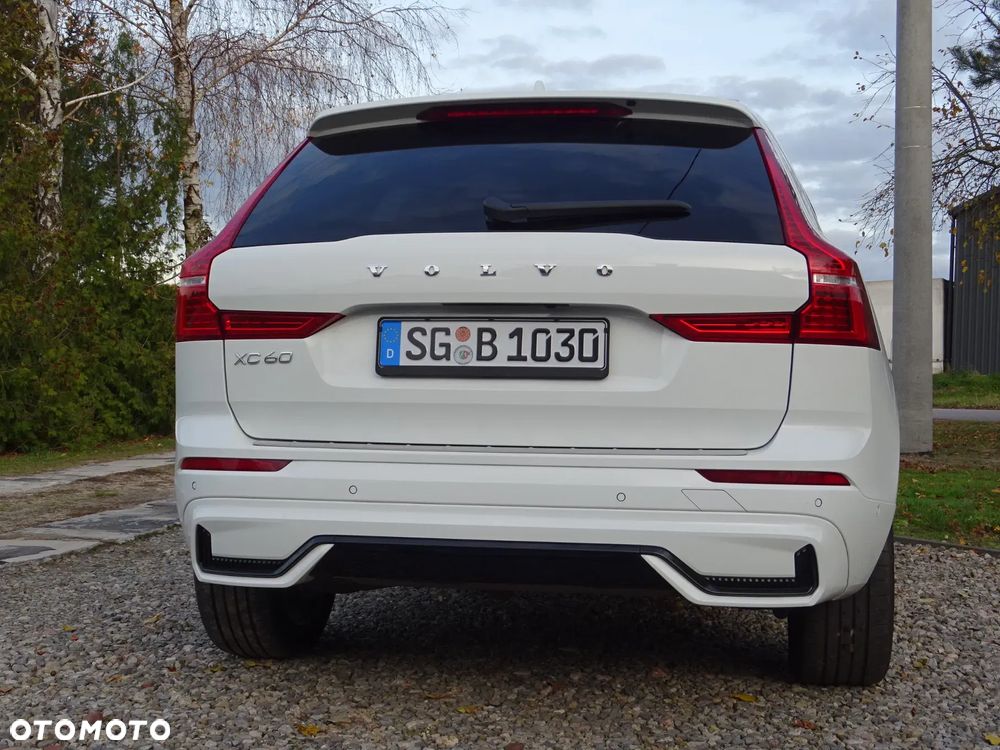 Volvo XC 60 B4 D AWD Geartronic RDesign - 13
