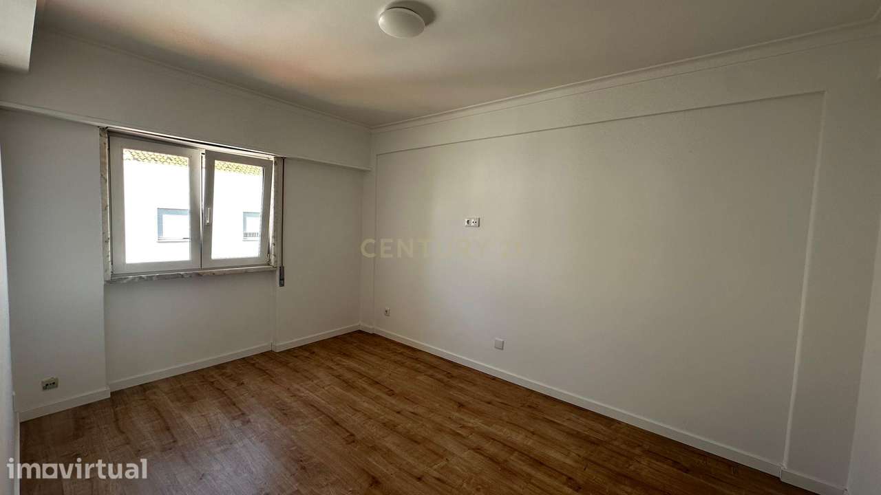 Apartamento T1+1  na Venteira - Grande imagem: 5/12