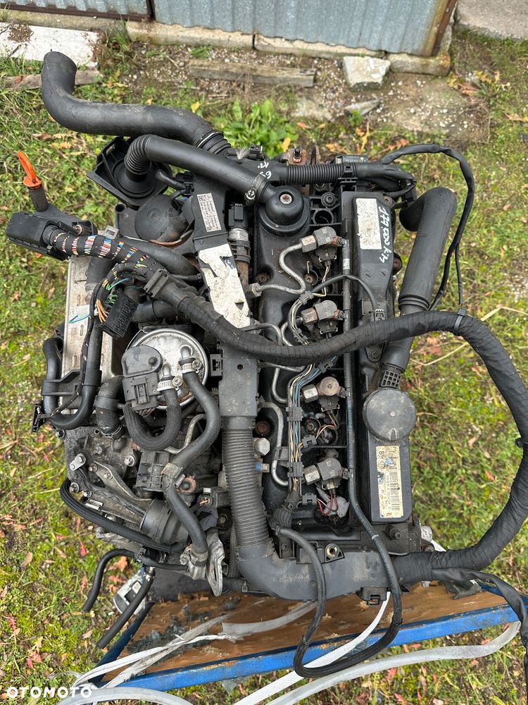 MERCEDES  2,2 cdi  silnik OM 651.940 Vito  639 viano sprinter 651 - 9