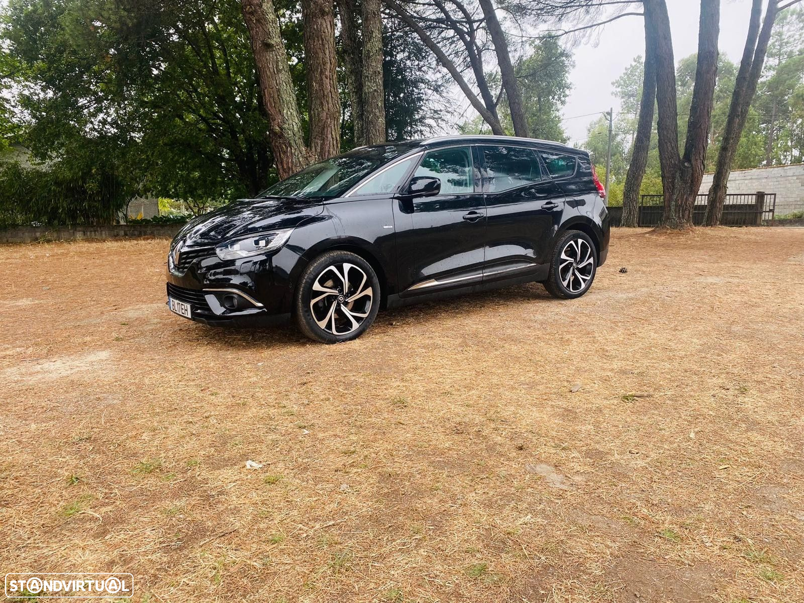 Renault Grand Scénic 1.5 dCi Bose Edition EDC SS - 6