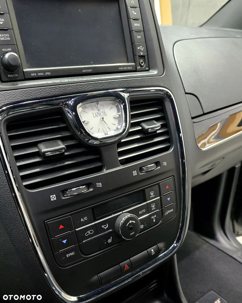 Lancia Voyager 2.8 Multijet 16v S - 9