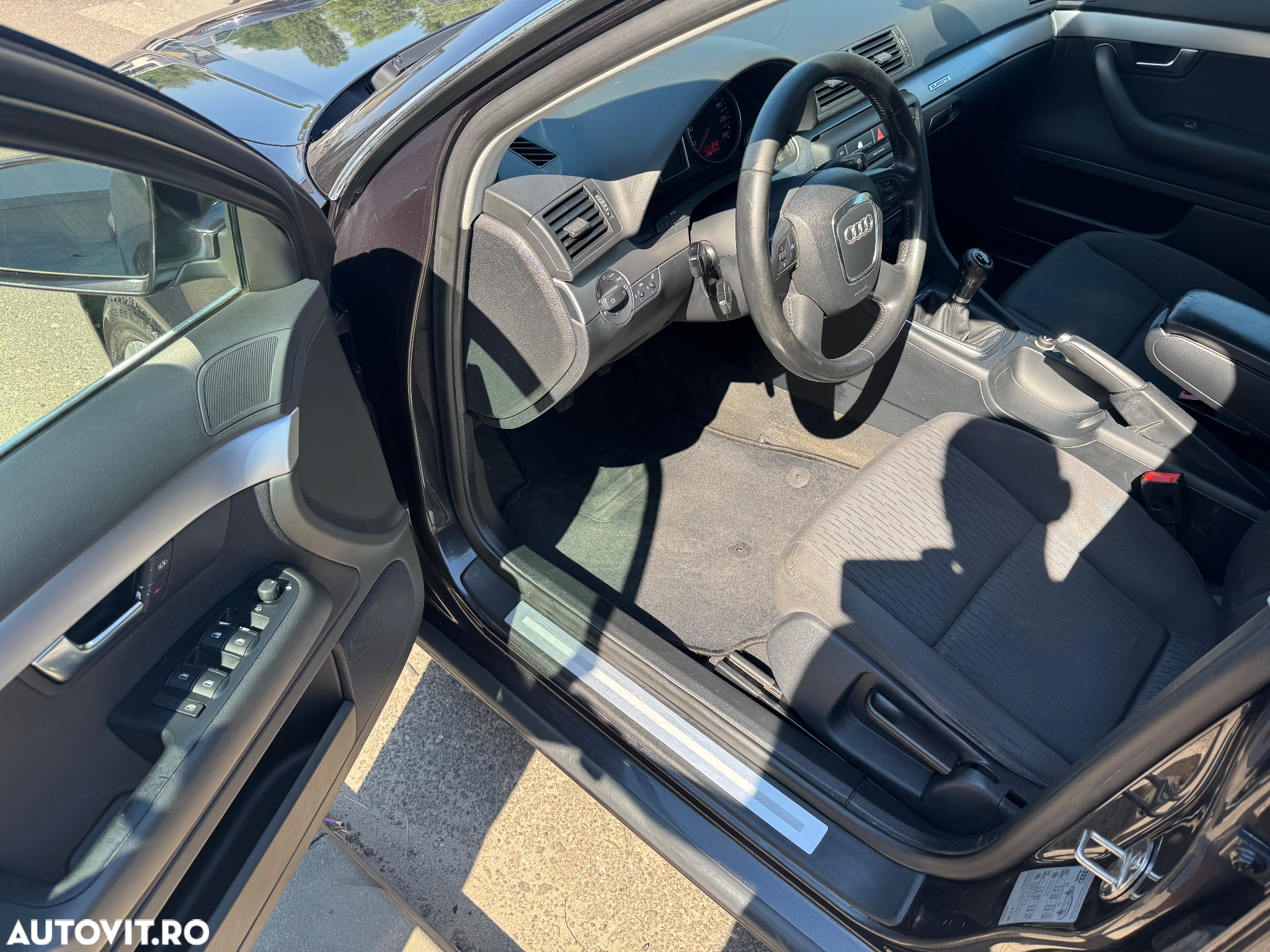 Audi A4 Avant 2.0 TDI DPF quattro - 10