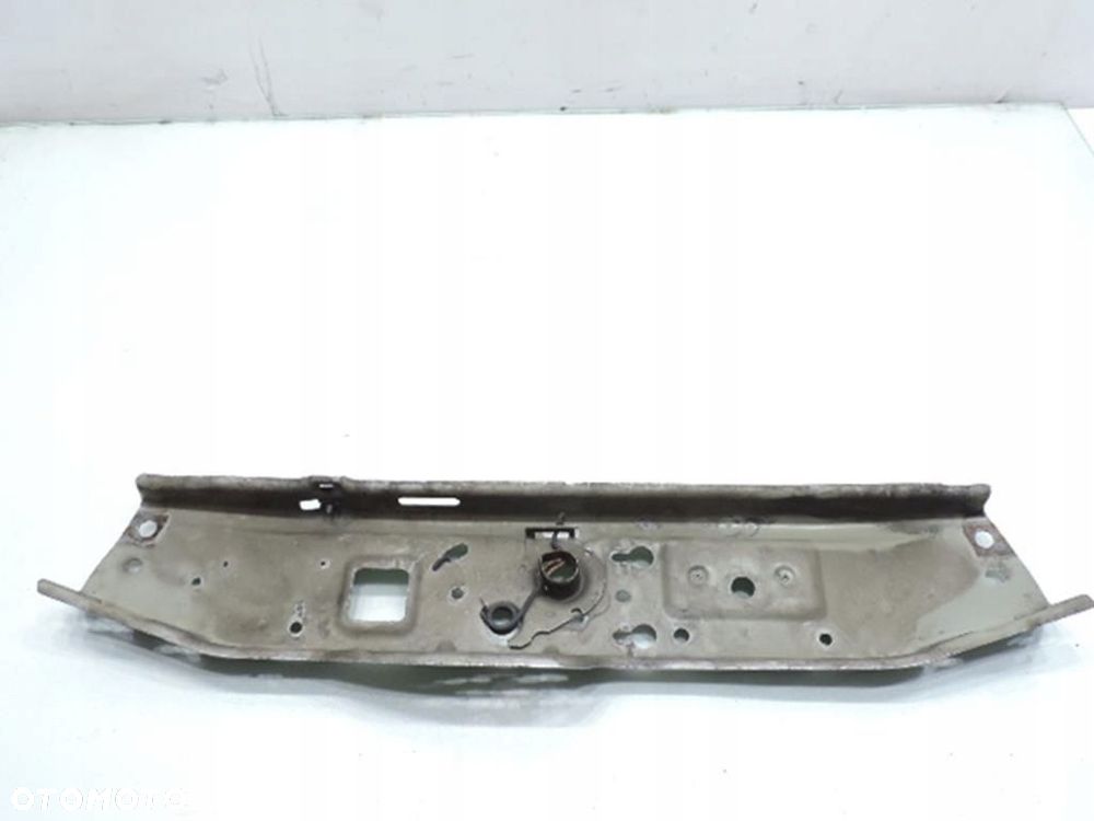 PAS PRZEDNI GÓRNY OPEL ASTRA H - 6