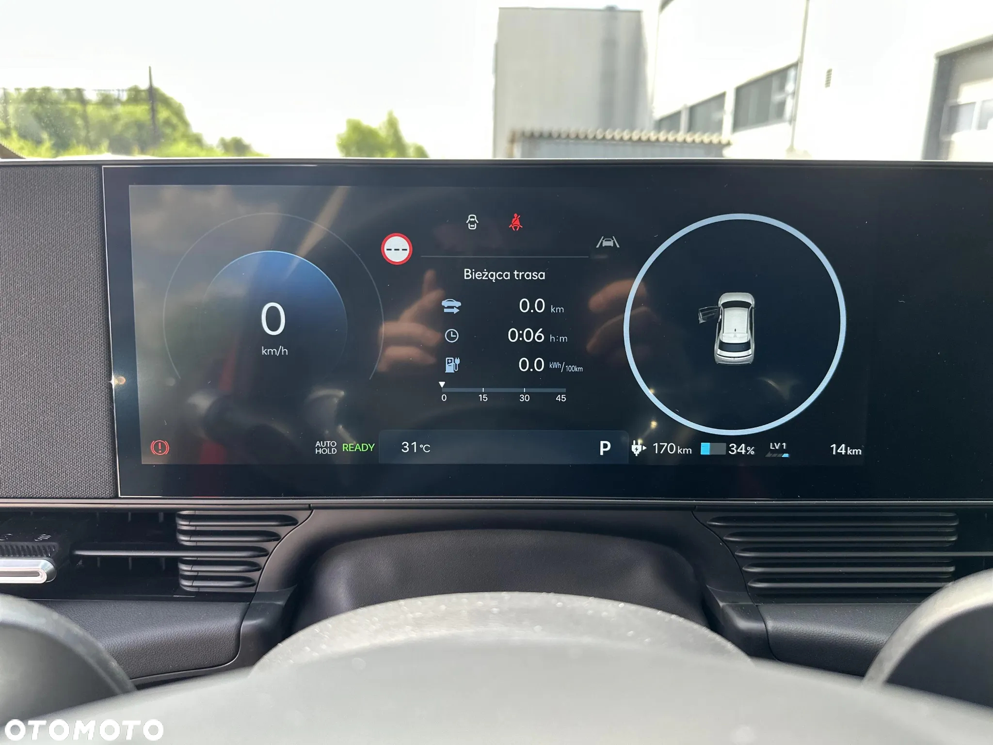 Hyundai IONIQ - 14