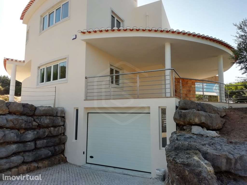 MORADIA T 4 BELAS CLUBE DE CAMPO, SINTRA, LISBOA - Grande imagem: 2/32