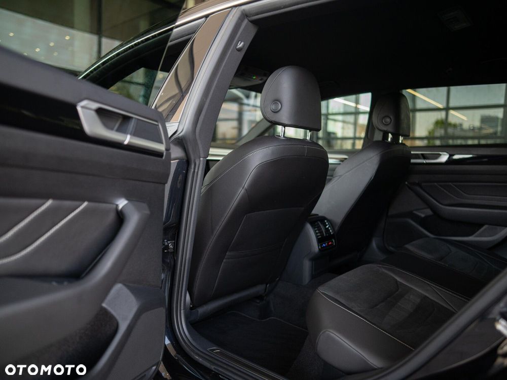 Volkswagen Arteon 2.0 TDI R-Line DSG - 12