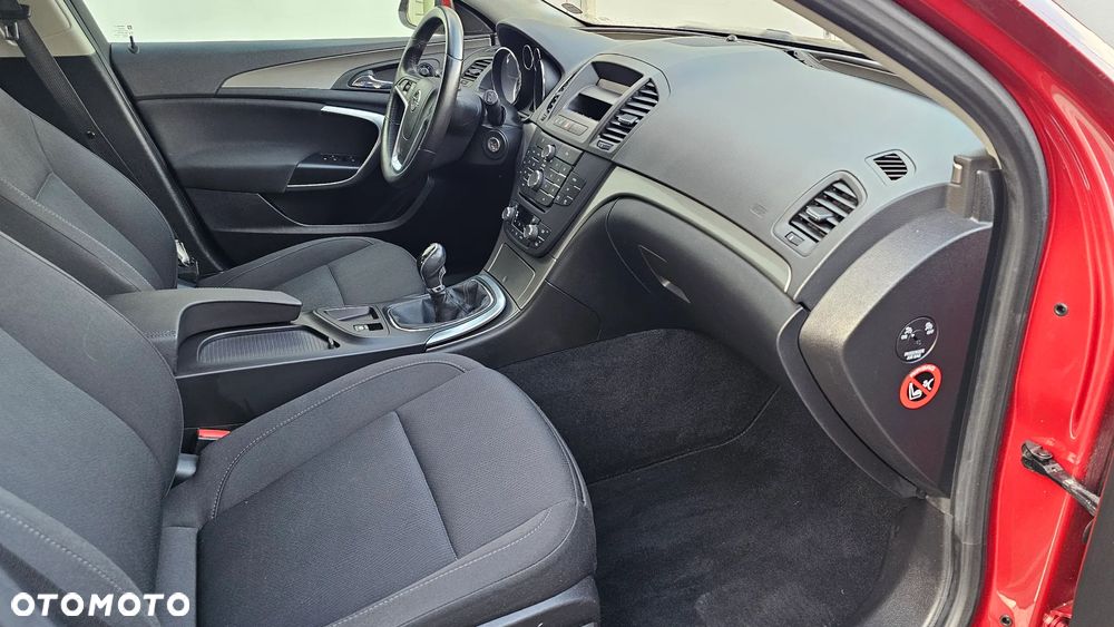 Opel Insignia 1.8 Sports Tourer Design Edition - 22