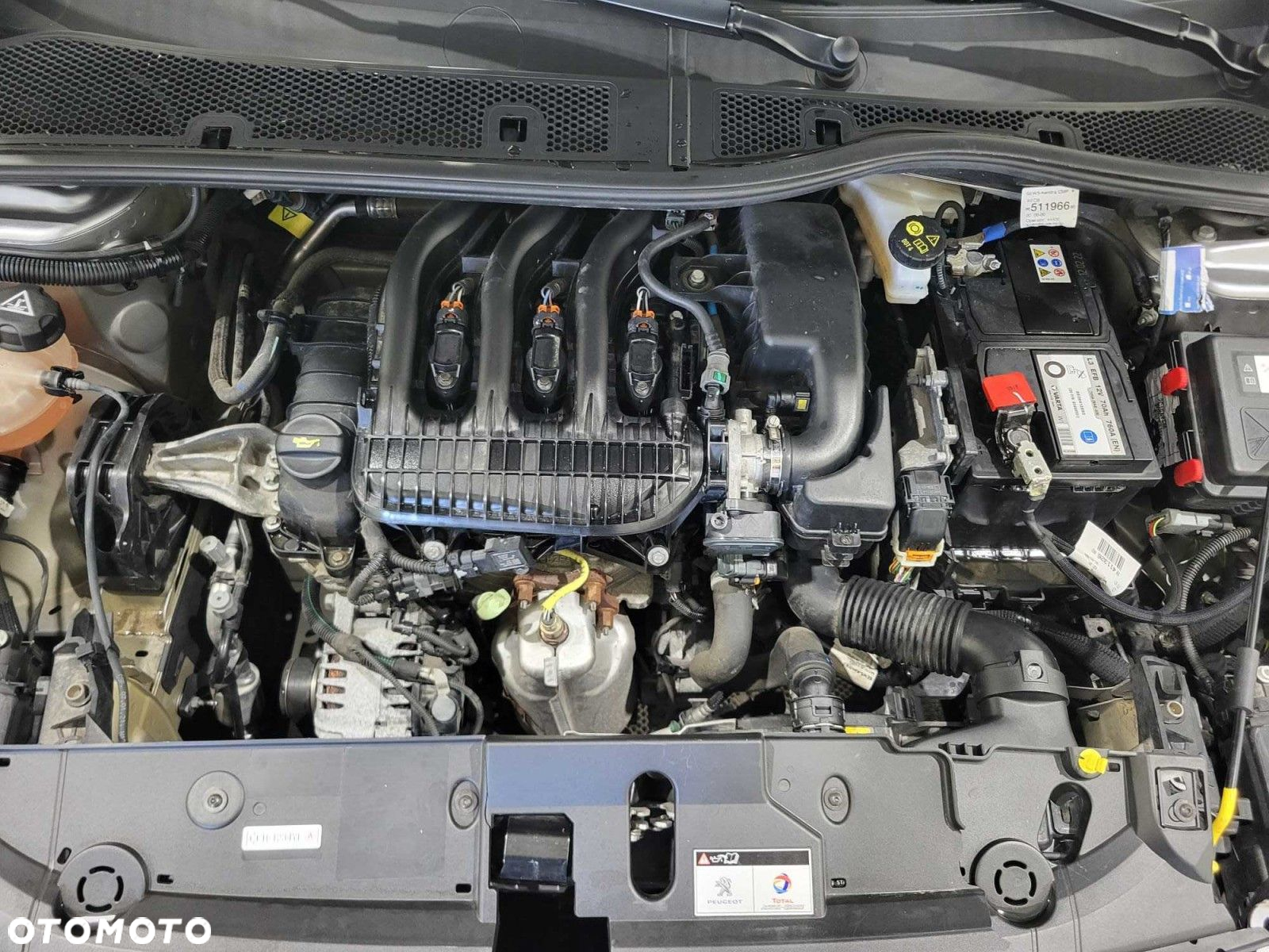 Peugeot 208 - 24