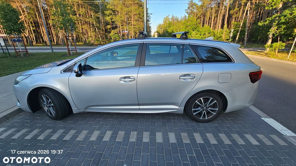 Toyota Avensis Touring Sports 1.6 D-4D - 15