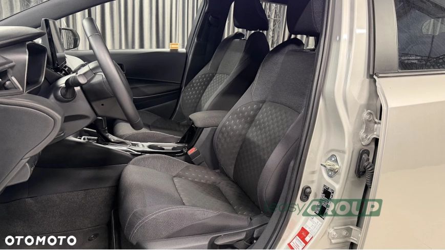 Toyota Corolla 1.8 Hybrid Comfort - 12