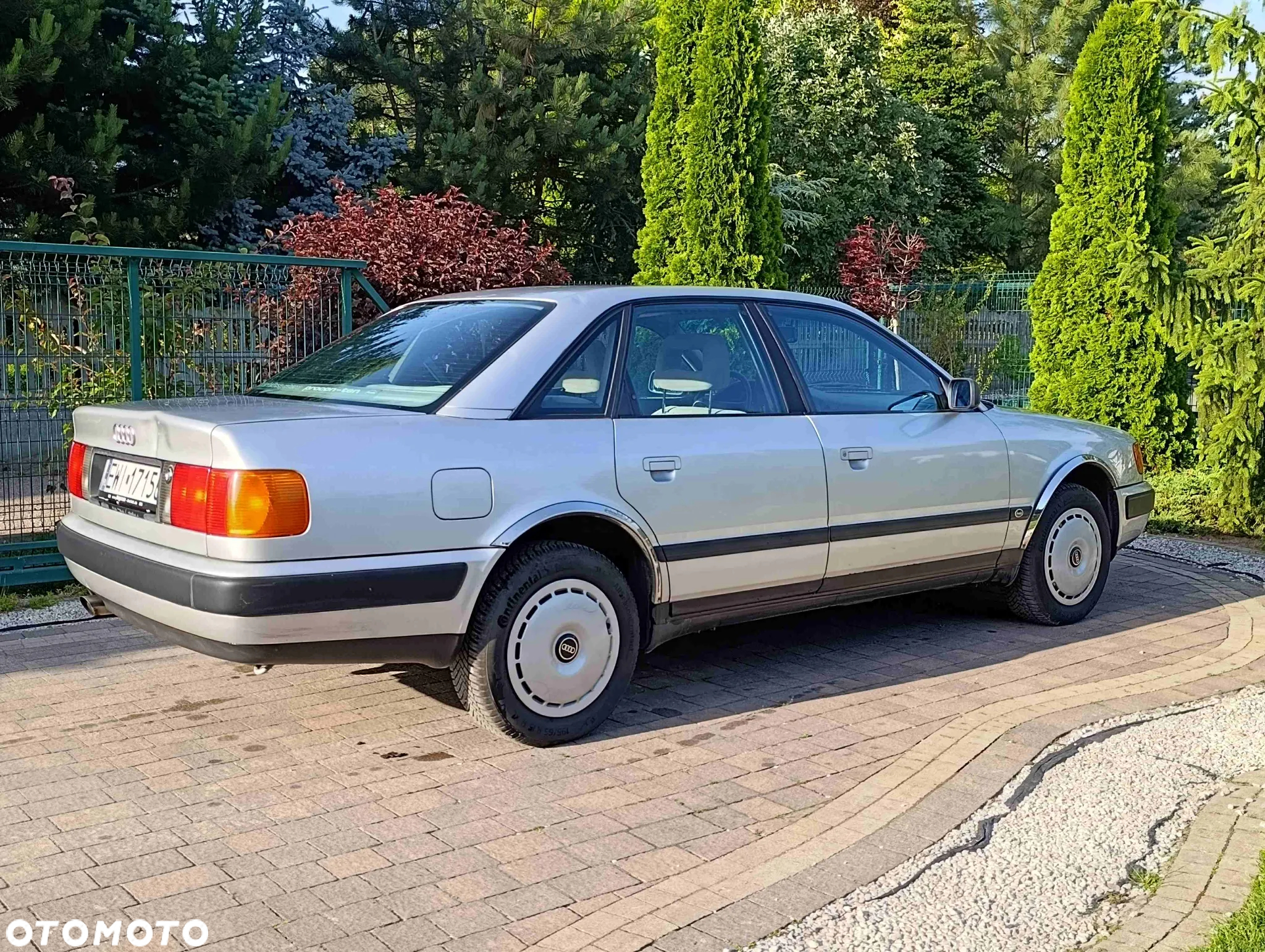 Audi 100 2.0 E - 10